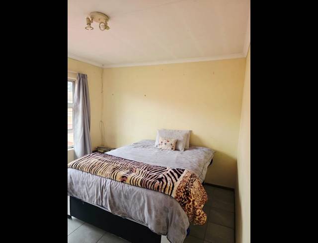 2 BEDROOM APARTMENT FOR SALE IN BIRCHLEIGH